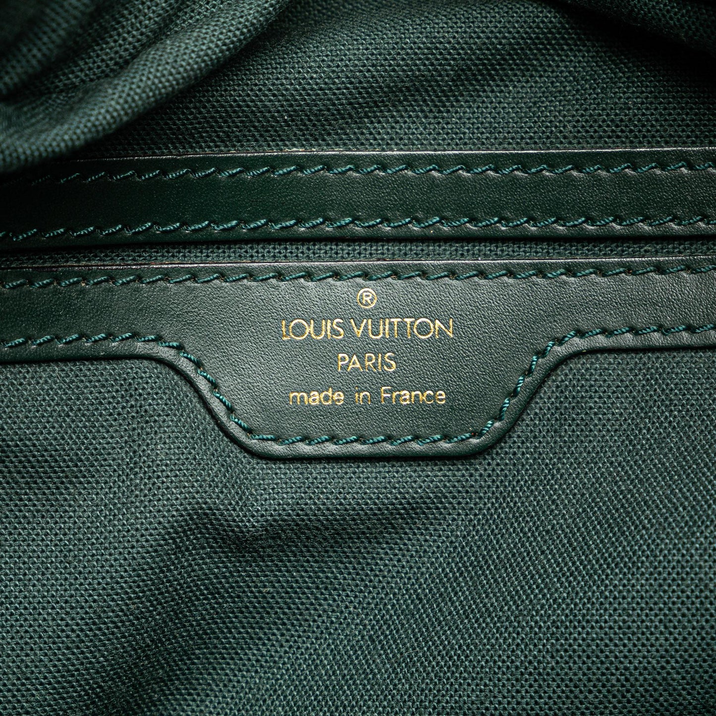 Louis Vuitton Taiga Reporter PM (SHG-Y2uneQ)