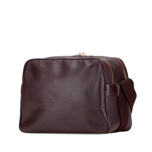 Louis Vuitton Taiga Reporter PM