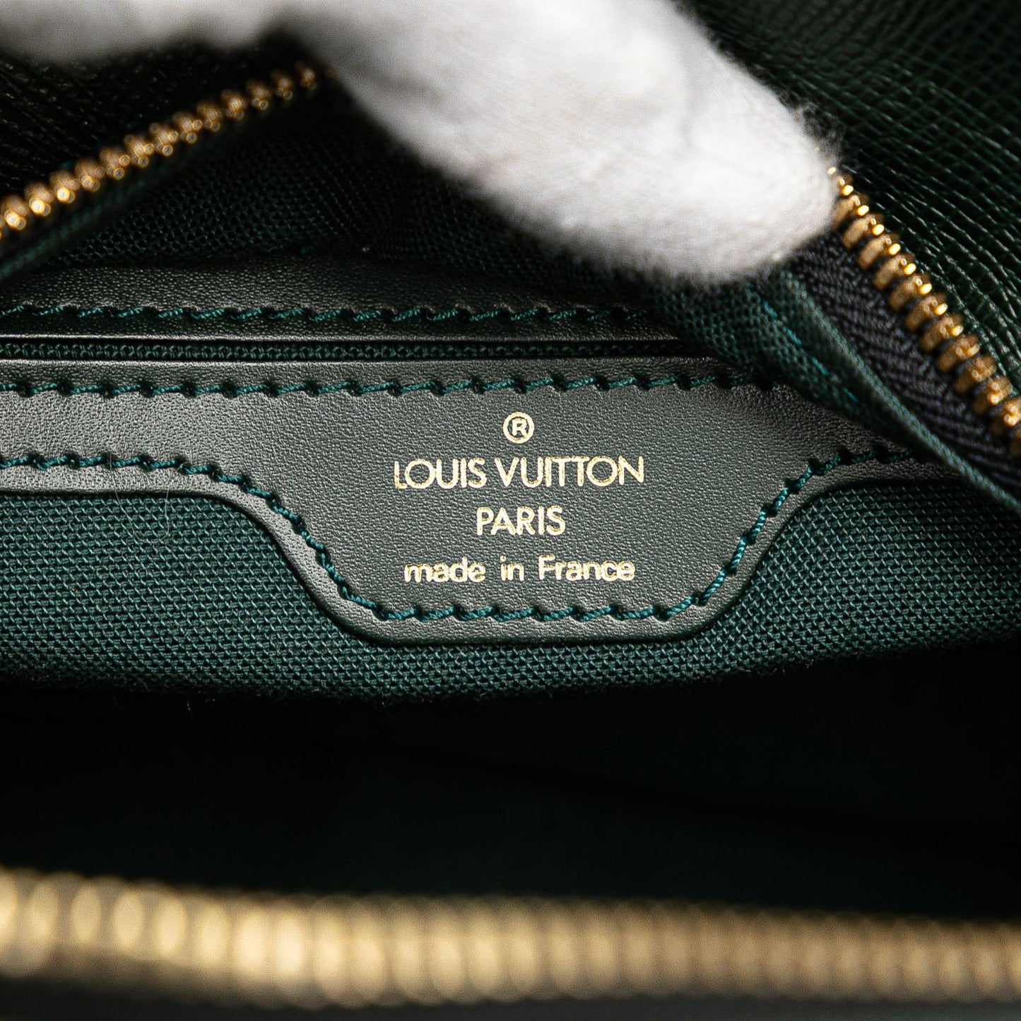Louis Vuitton Taiga Reporter PM