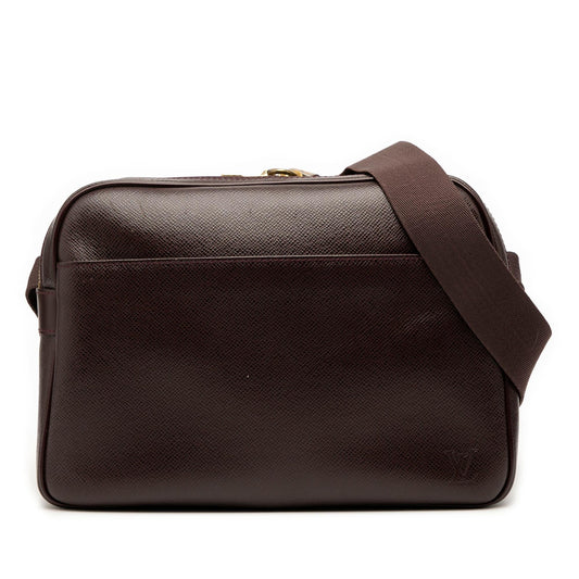 Louis Vuitton Taiga Reporter PM