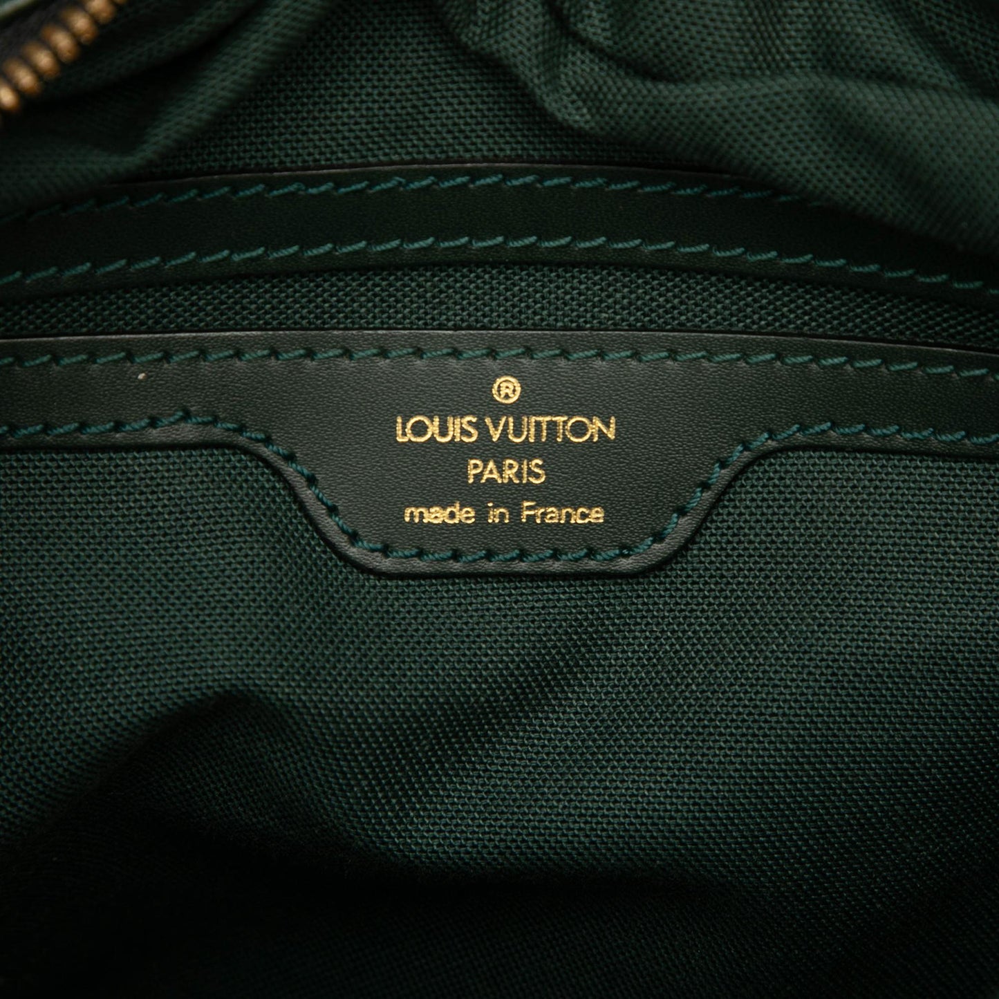 Louis Vuitton Taiga Reporter PM