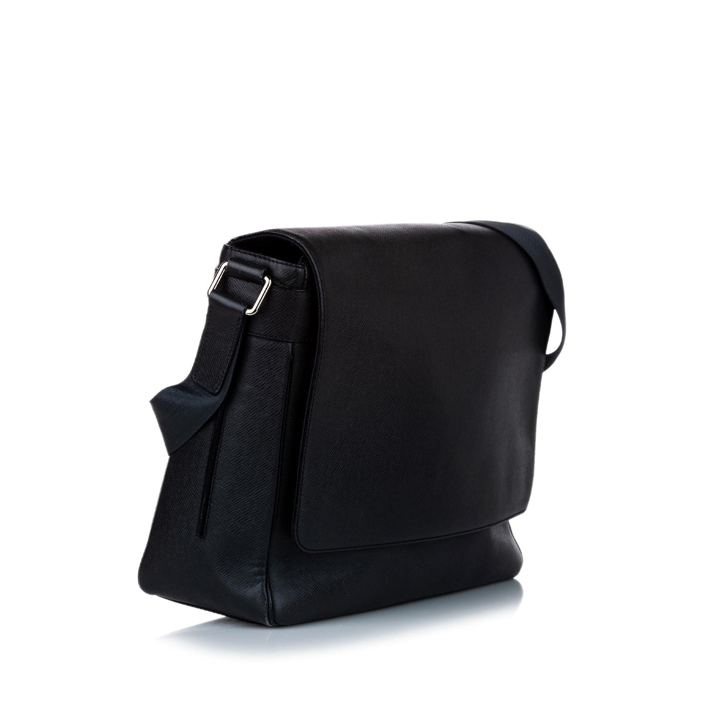 Louis Vuitton Taiga Roman MM (SHG-28770)