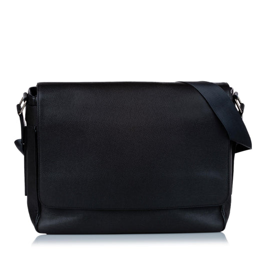 Louis Vuitton Taiga Roman MM (SHG-37437)