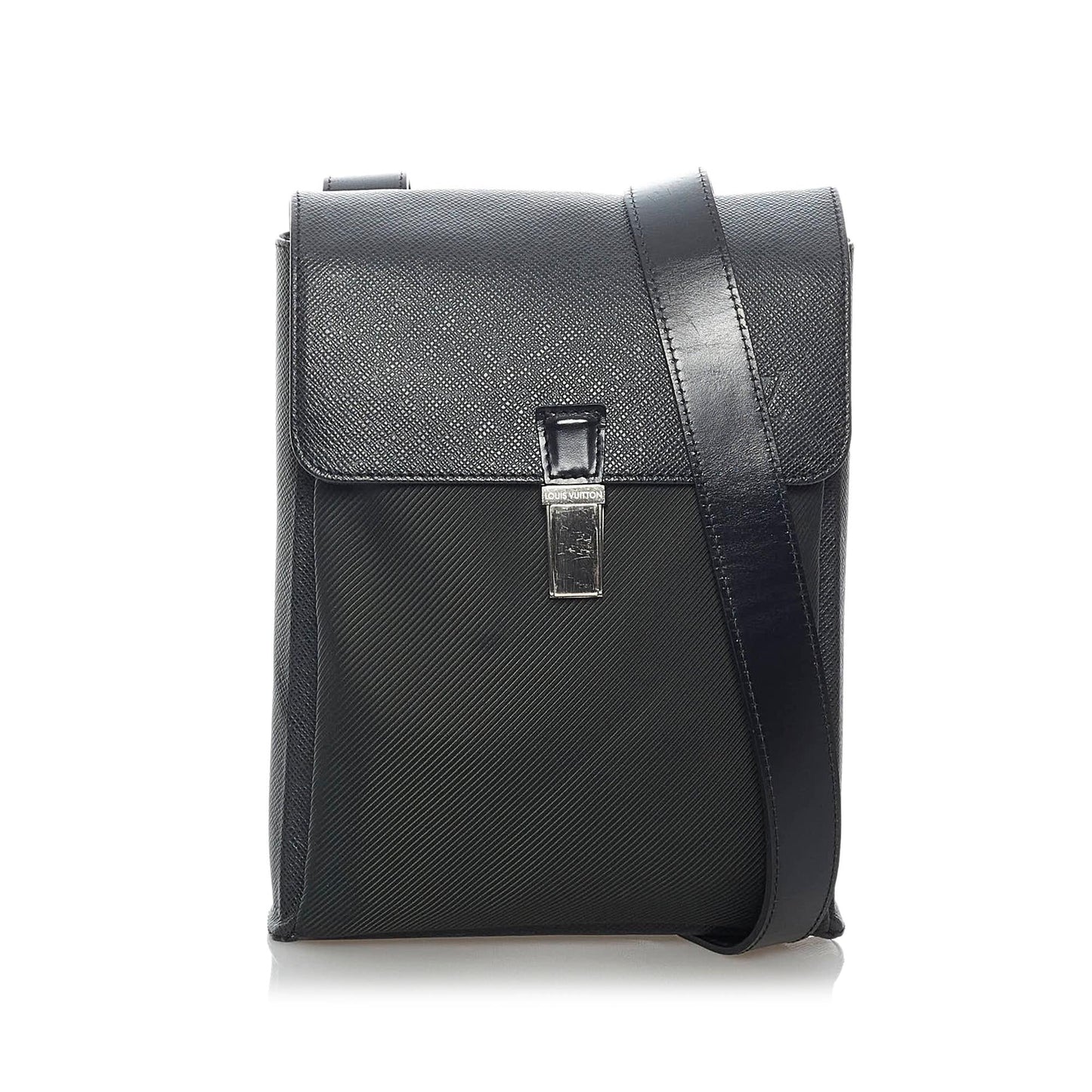 Louis Vuitton Taiga Saratov PM (SHG-29580)