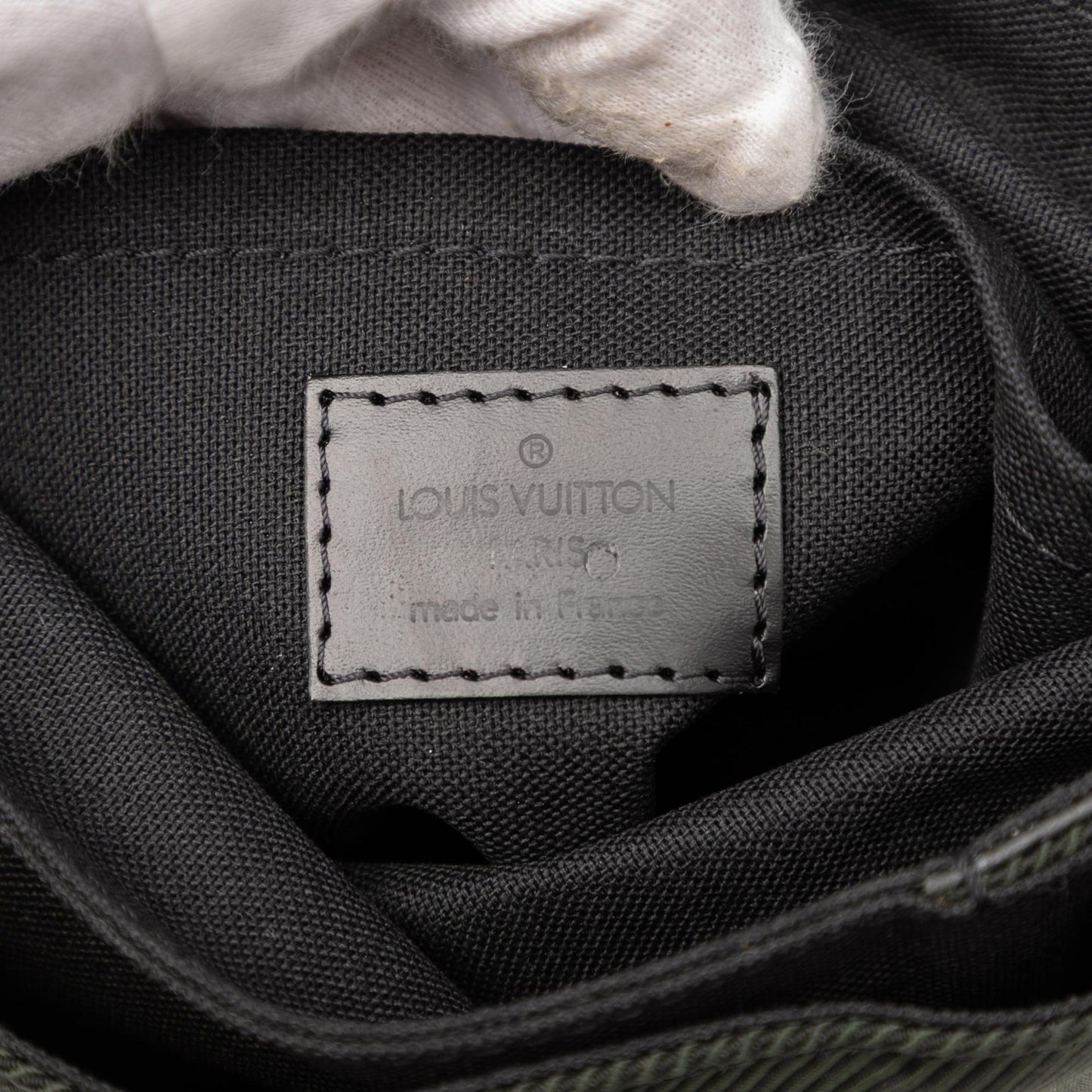 Louis Vuitton Taiga Saratov PM