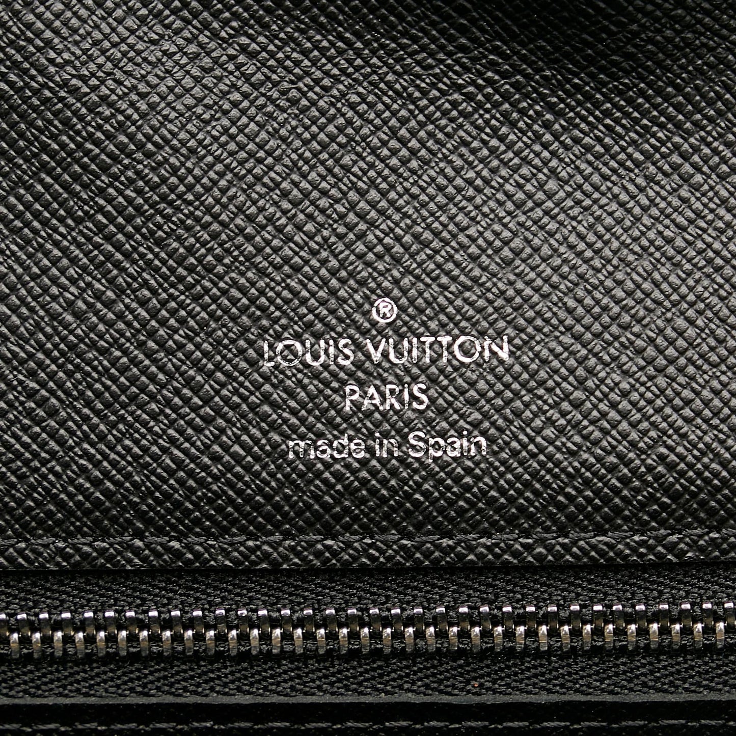 Louis Vuitton Taiga Selenga (SHG-kkI6hN)