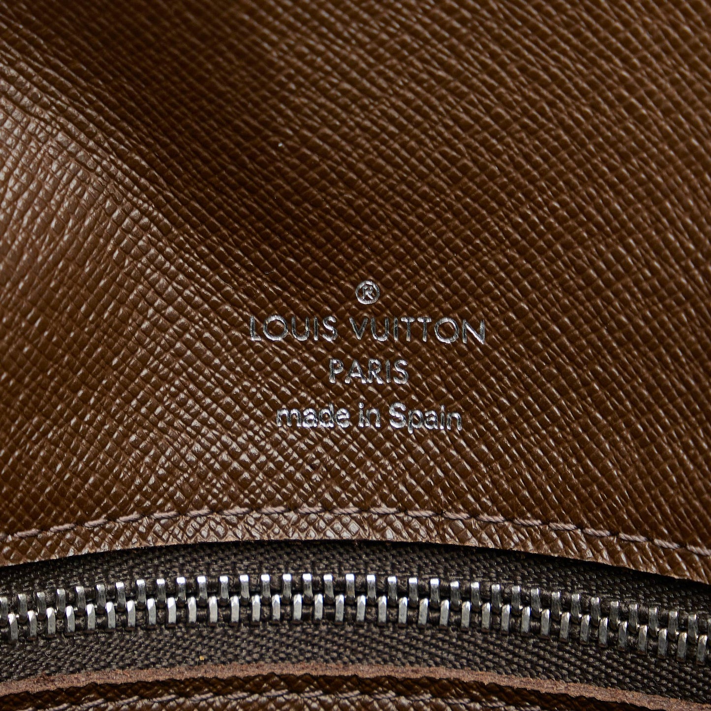 Louis Vuitton Taiga Selenga (SHG-OGQi3F)