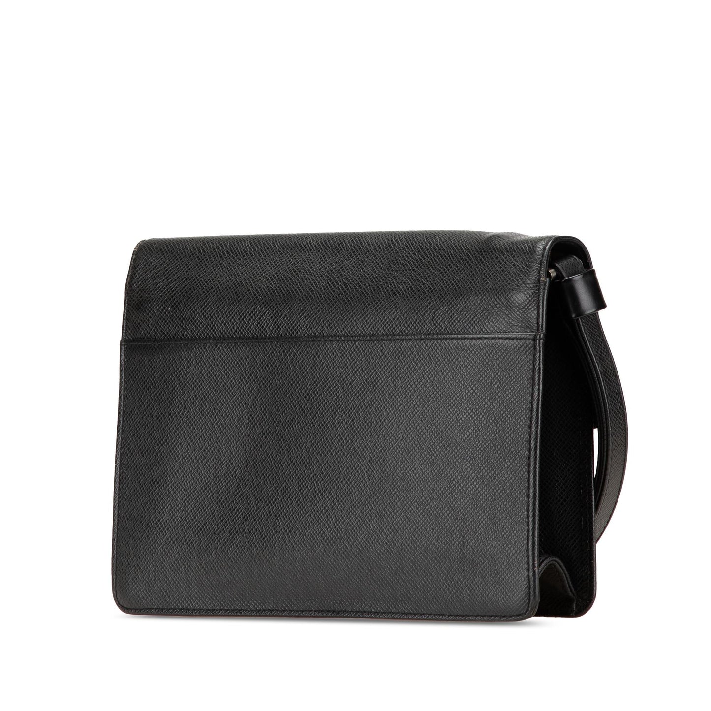 Louis Vuitton Taiga Selenga