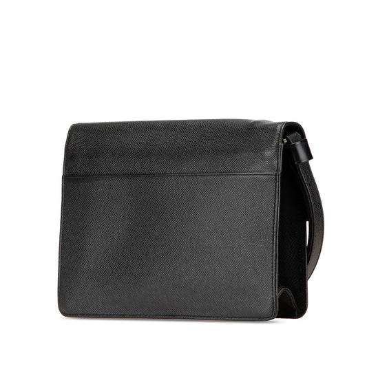 Louis Vuitton Taiga Selenga
