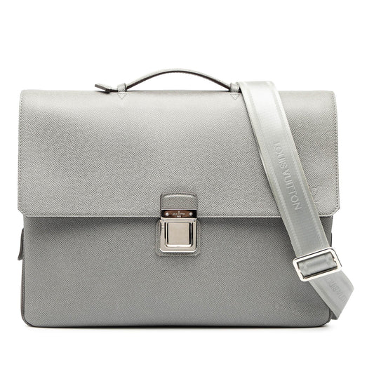 Louis Vuitton Taiga Vassili GM