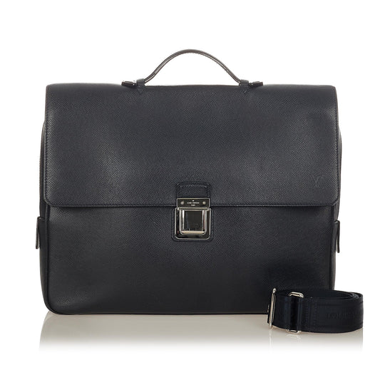 Louis Vuitton Taiga Vassili PM (SHG-25520)