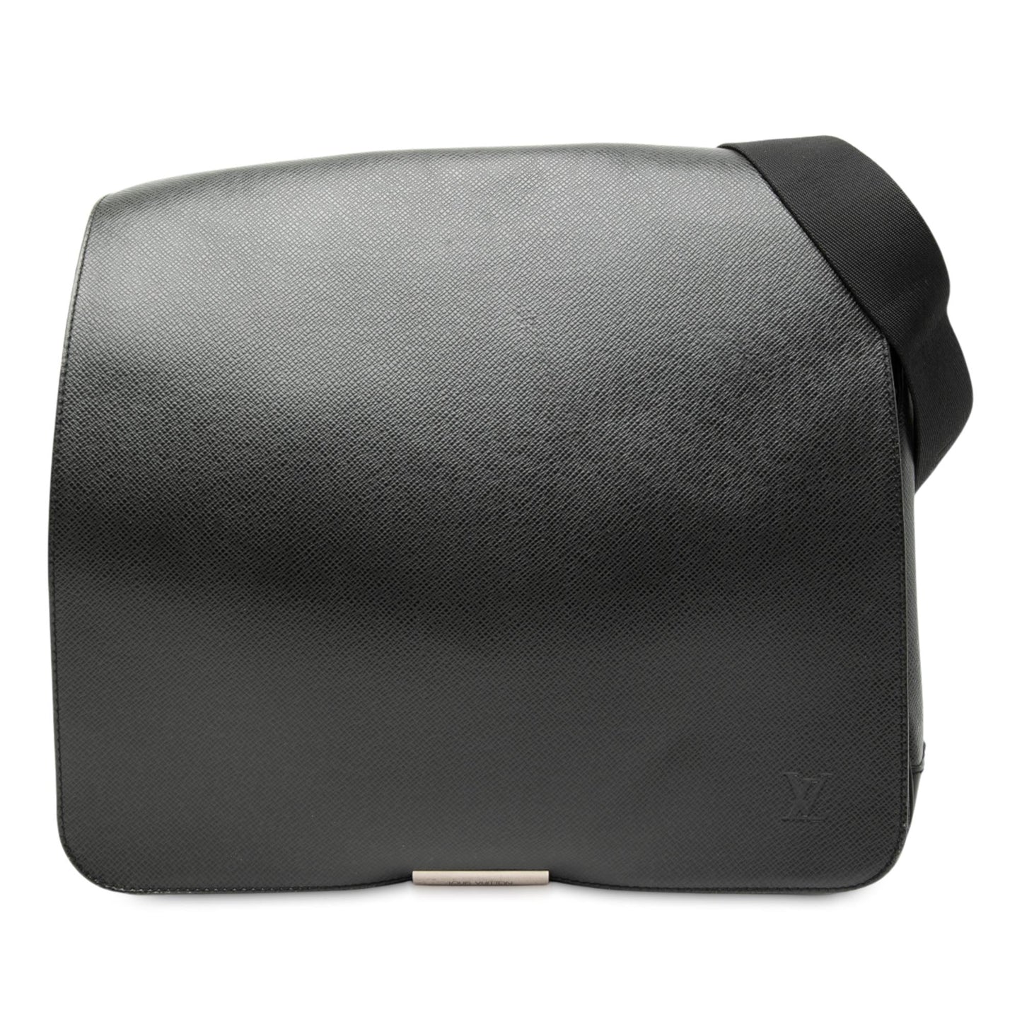 Louis Vuitton Taiga Viktor