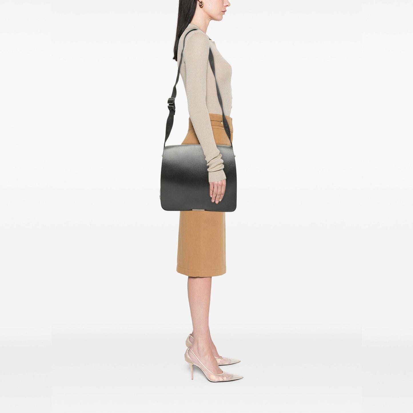 Louis Vuitton Taiga Viktor