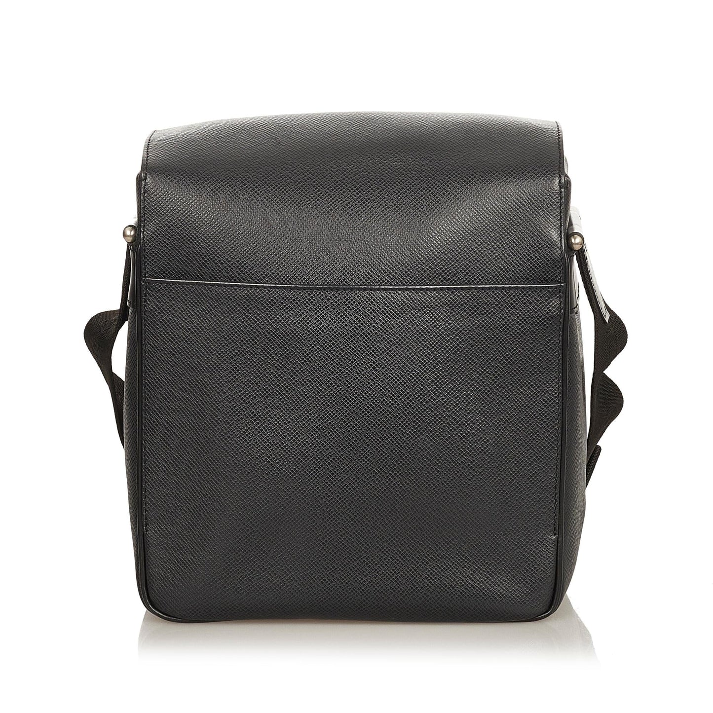 Louis Vuitton Taiga Yaranga (SHG-25474)