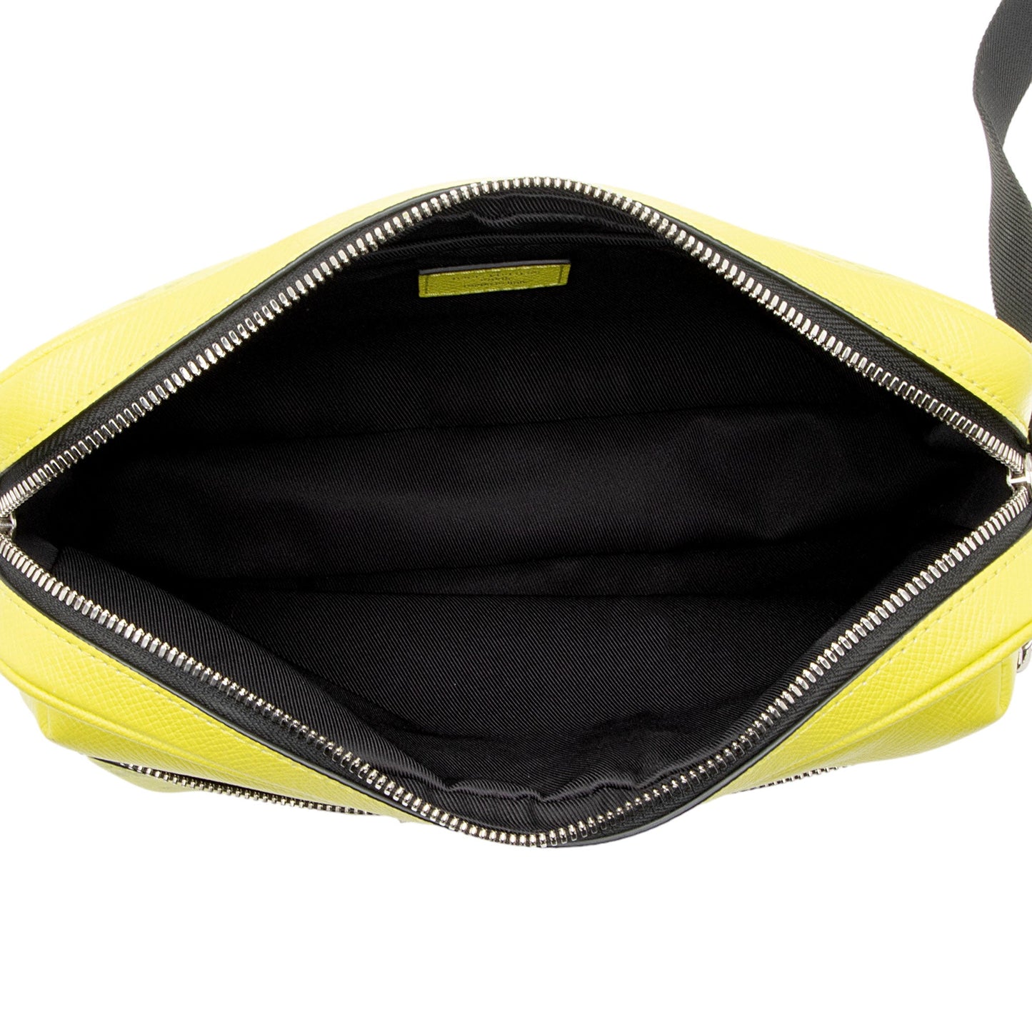Louis Vuitton Taigarama Leather Outdoor Messenger Bag (SHF-2LtRge)