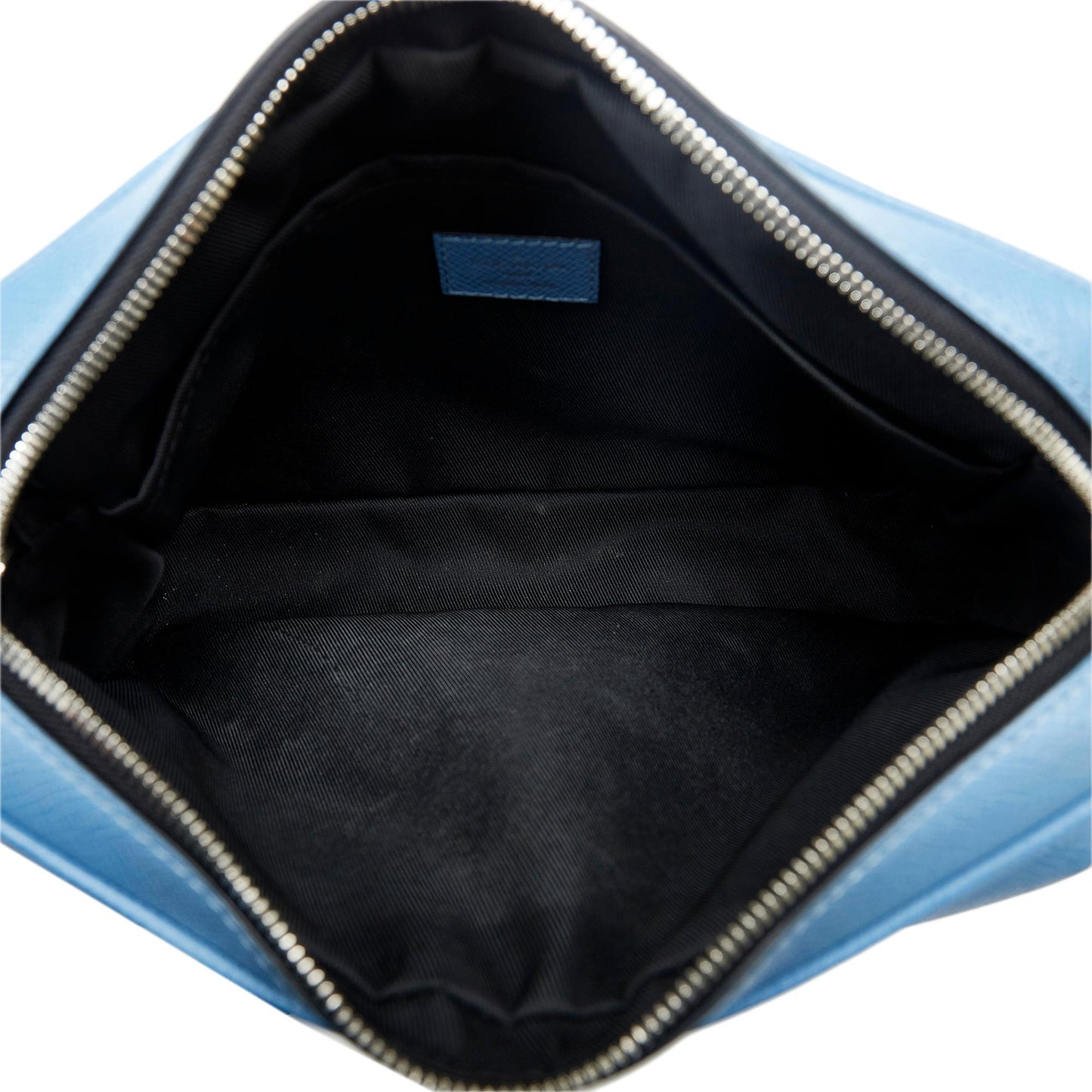 Louis Vuitton Taigarama Outdoor Messenger (SHG-T4M96L)
