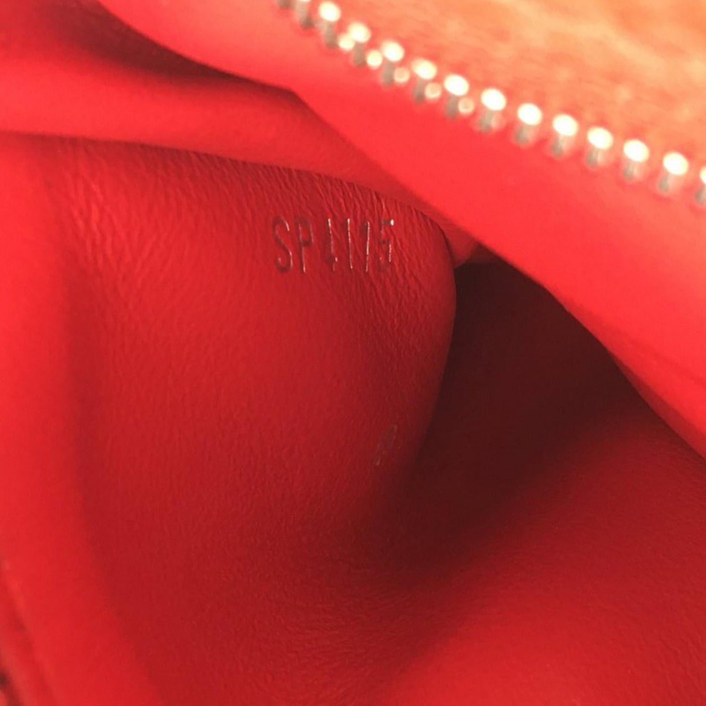 Louis Vuitton Taurillon Capucines BB (SHG-F0YTU4)