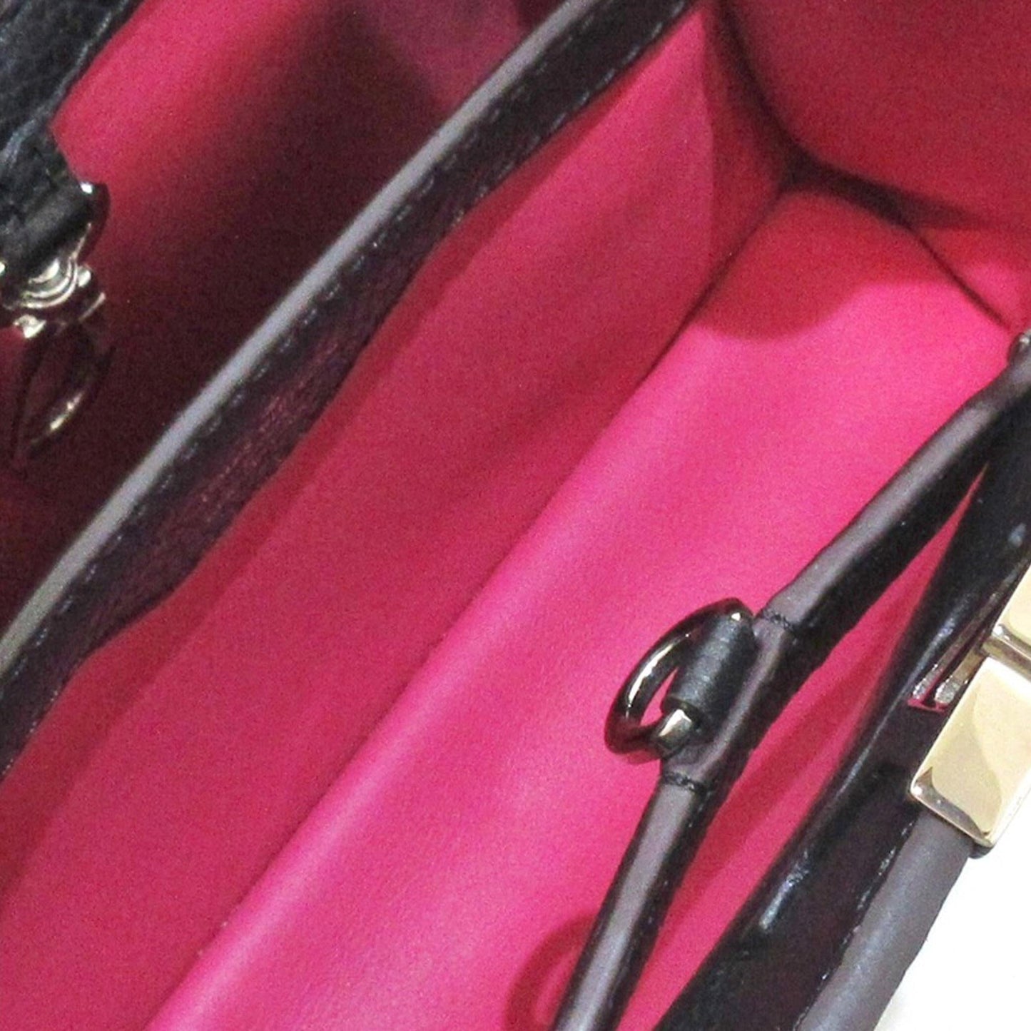 Louis Vuitton Taurillon Capucines BB (SHG-TMEdMe)