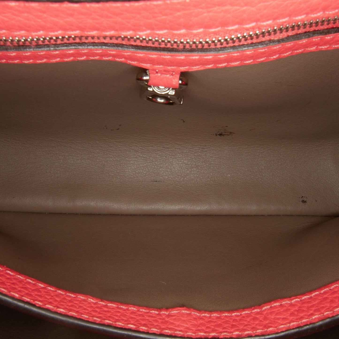 Louis Vuitton Taurillon Capucines BB (SHG-RvHWmy)