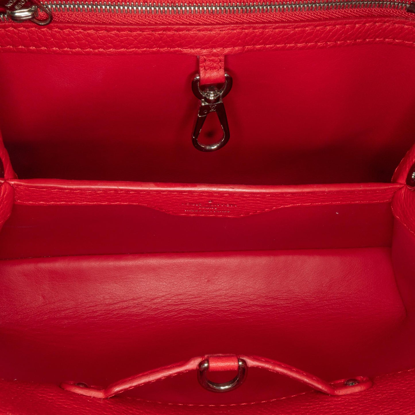 Louis Vuitton Taurillon Capucines BB (SHG-CP91zM)
