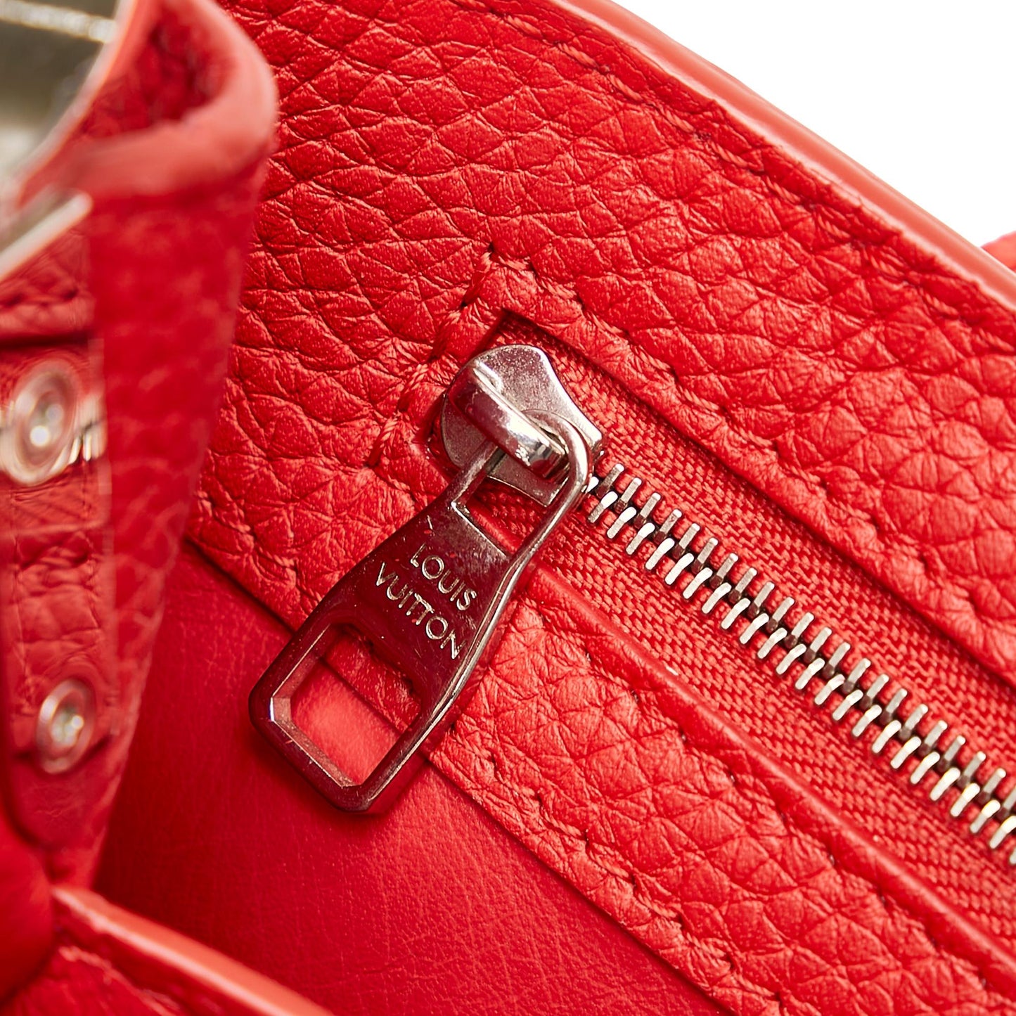 Louis Vuitton Taurillon Capucines BB (SHG-gV87zC)