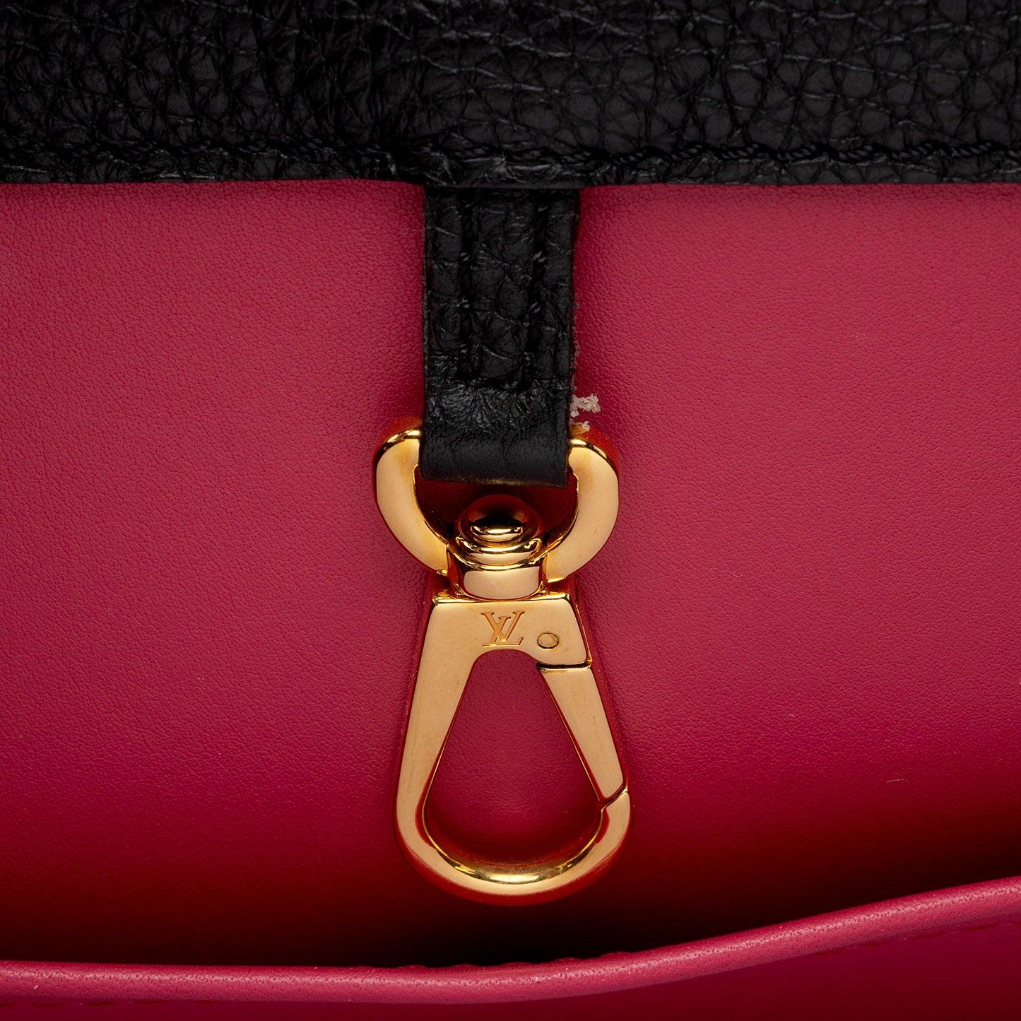 Louis Vuitton Taurillon Capucines MM Bag (SHF-N01Vii)