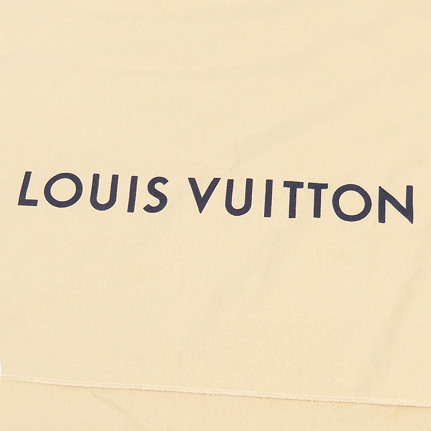 Louis Vuitton Taurillon Capucines MM (SHG-Qdo8dy)