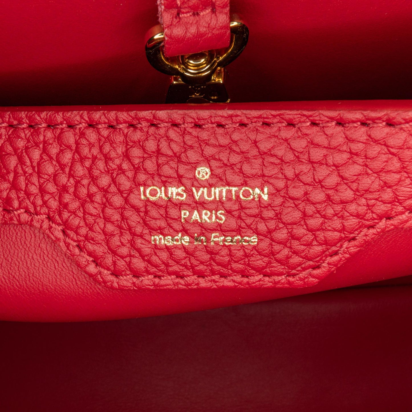 Louis Vuitton Taurillon Capucines MM (SHG-ph5xoX)