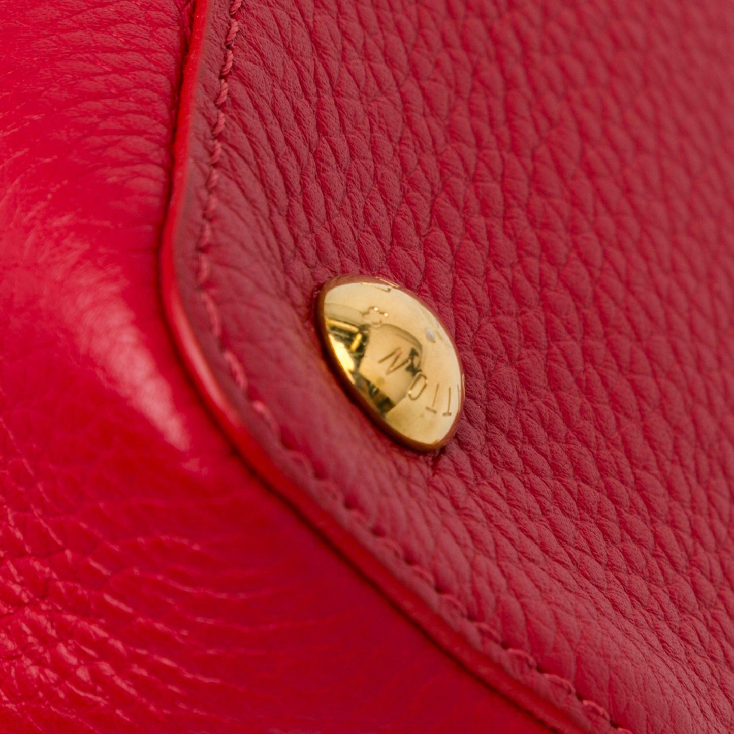 Louis Vuitton Taurillon Capucines MM (SHG-ph5xoX)