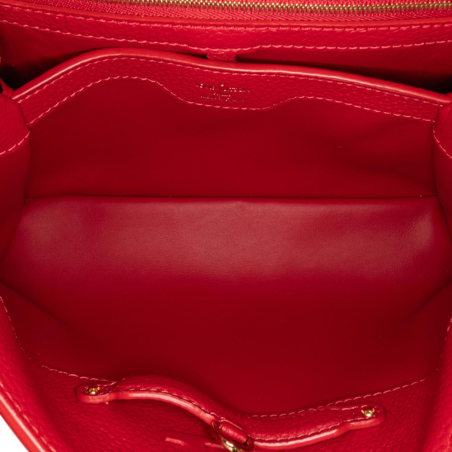Louis Vuitton Taurillon Capucines MM (SHG-ph5xoX)