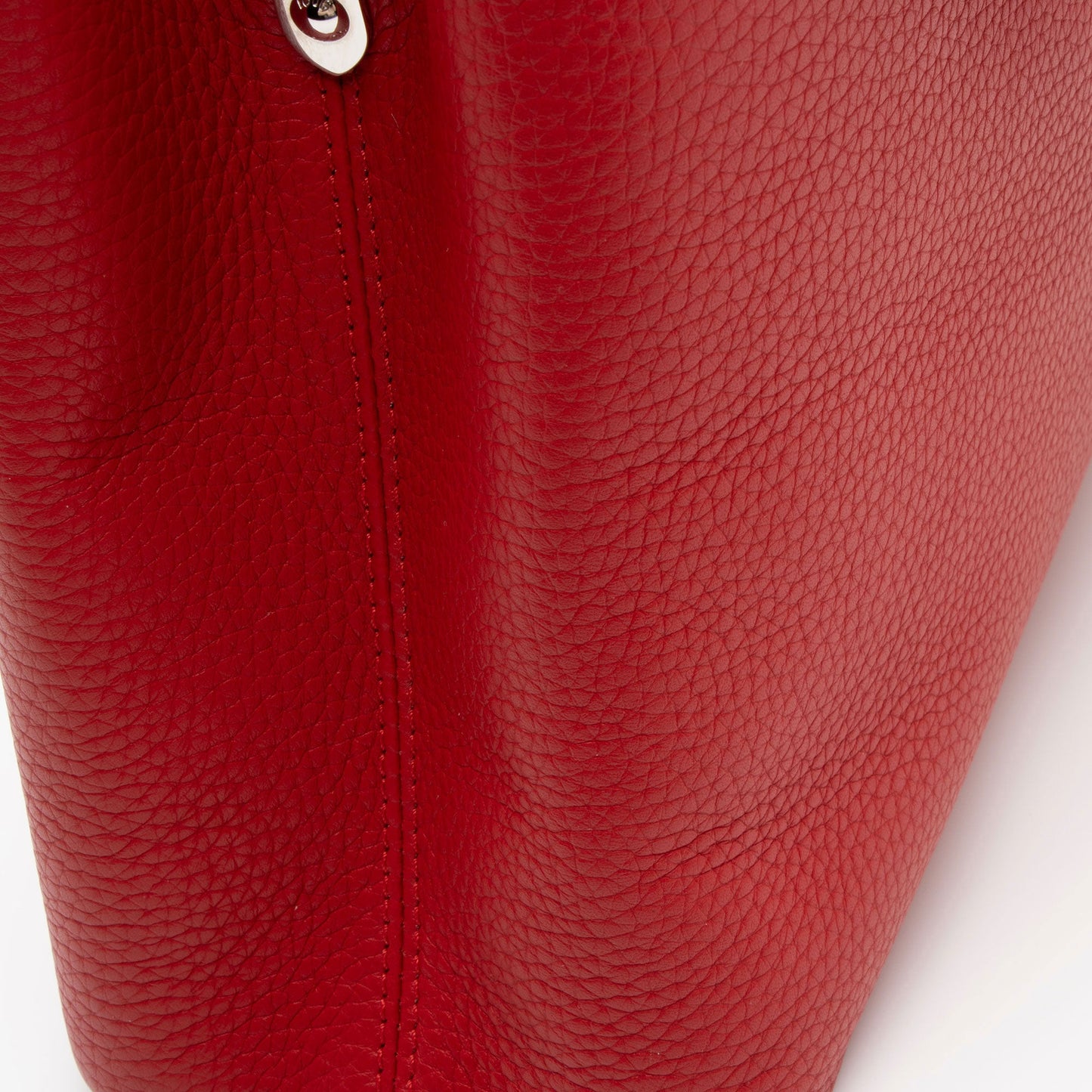 Louis Vuitton Taurillon Capucines PM Bag (SHF-lLOSG5)