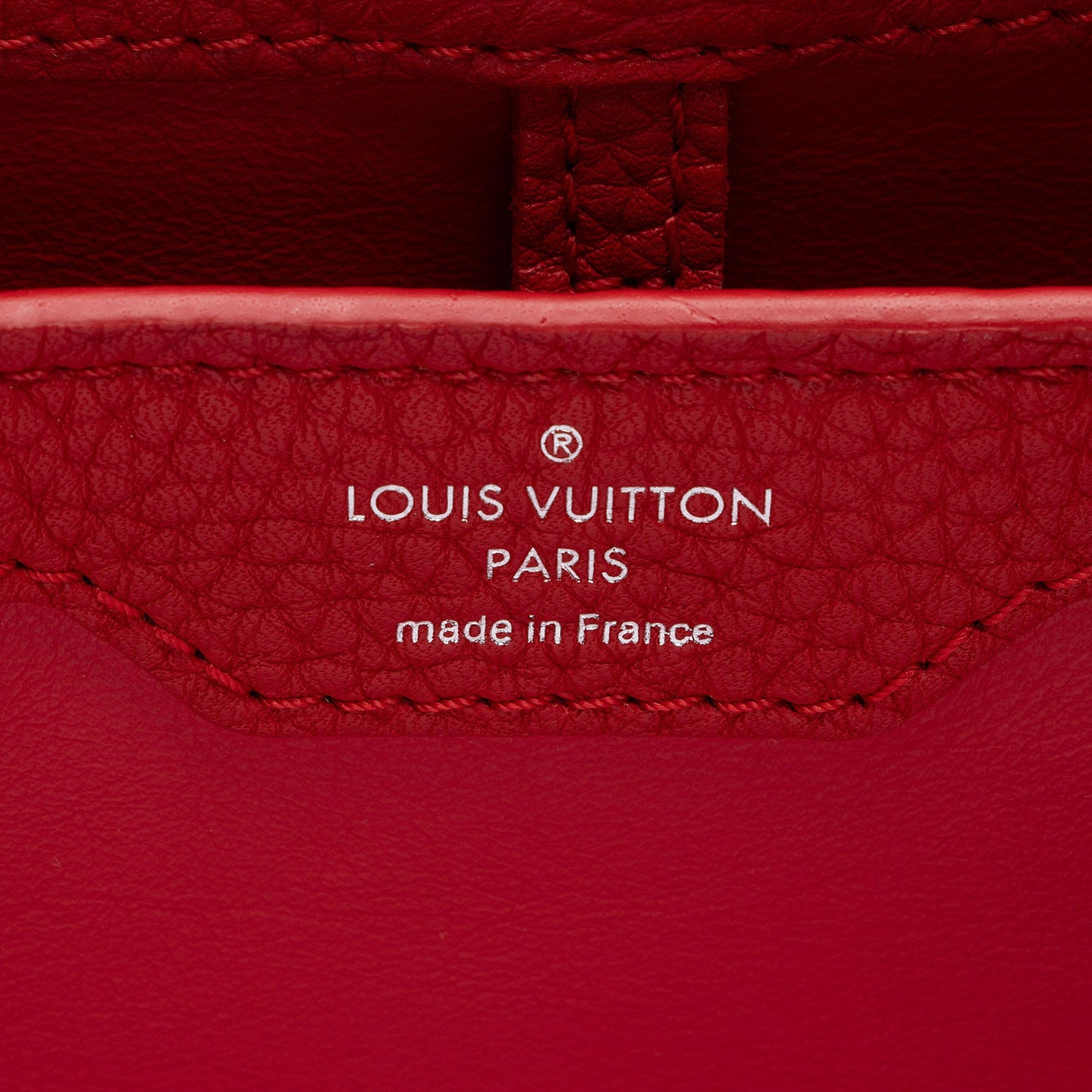 Louis Vuitton Taurillon Capucines PM Bag (SHF-lLOSG5)