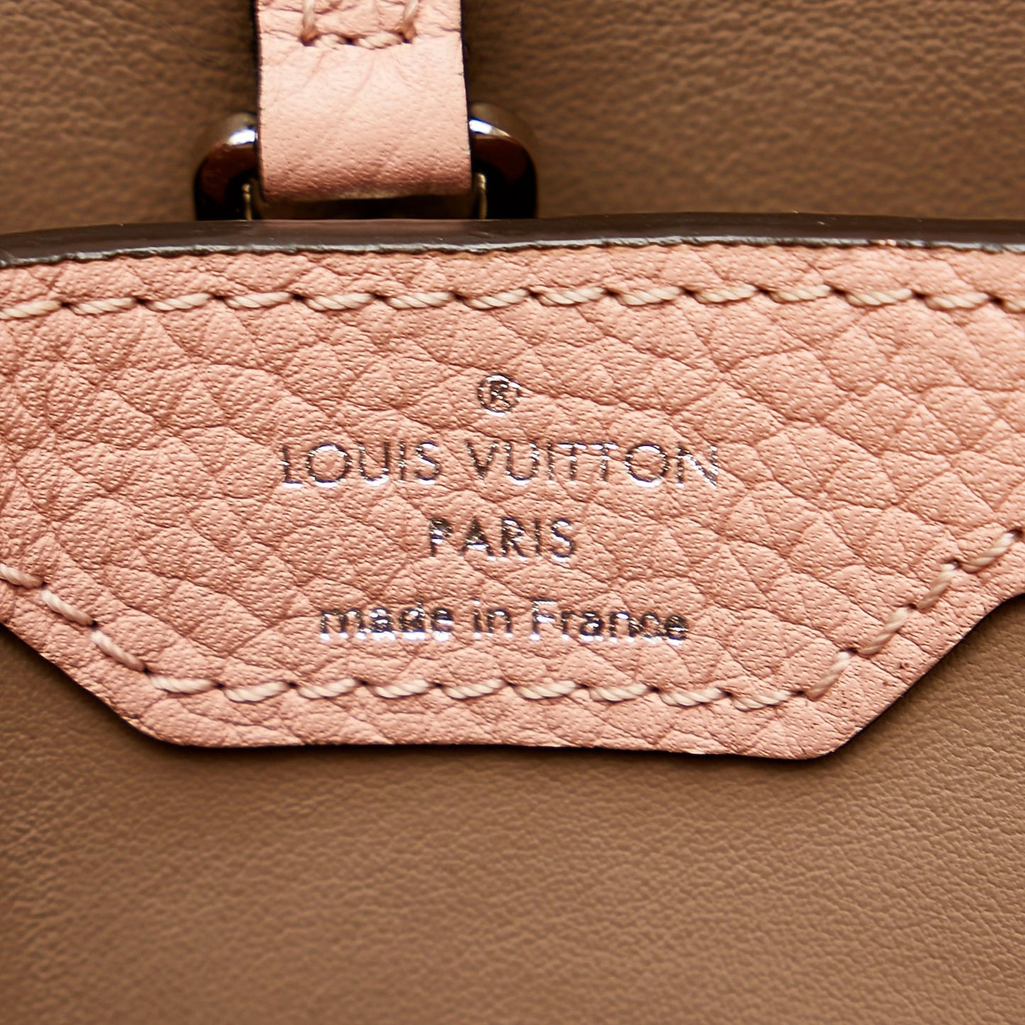 Louis Vuitton Taurillon Capucines PM (SHG-26073)