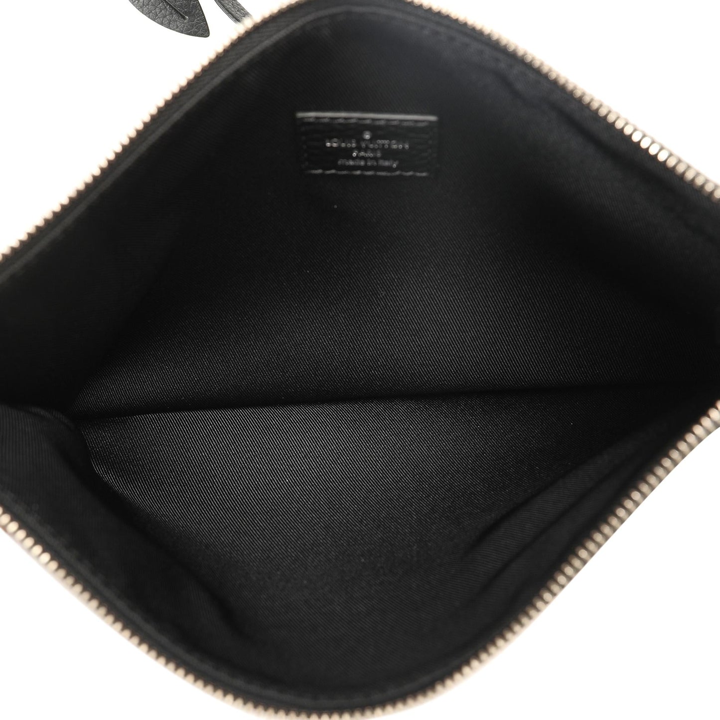 Louis Vuitton Taurillon Light Cabas (SHG-umP7WA)