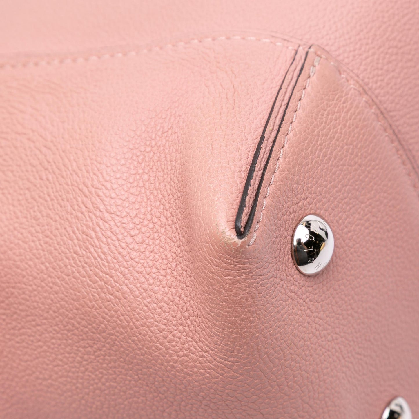 Louis Vuitton Taurillon Soft Lockit MM