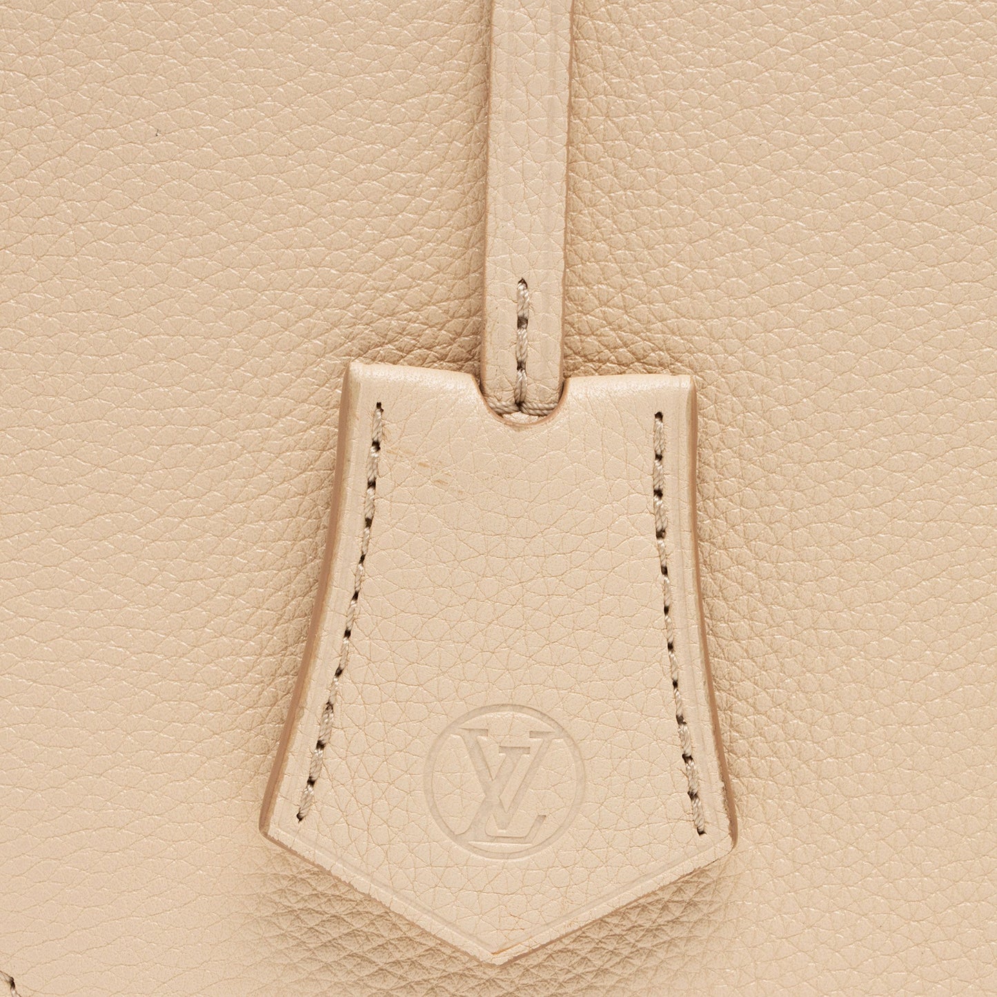 Louis Vuitton Taurillon Volta NM Top Handle Bag (SHF-EutRHJ)