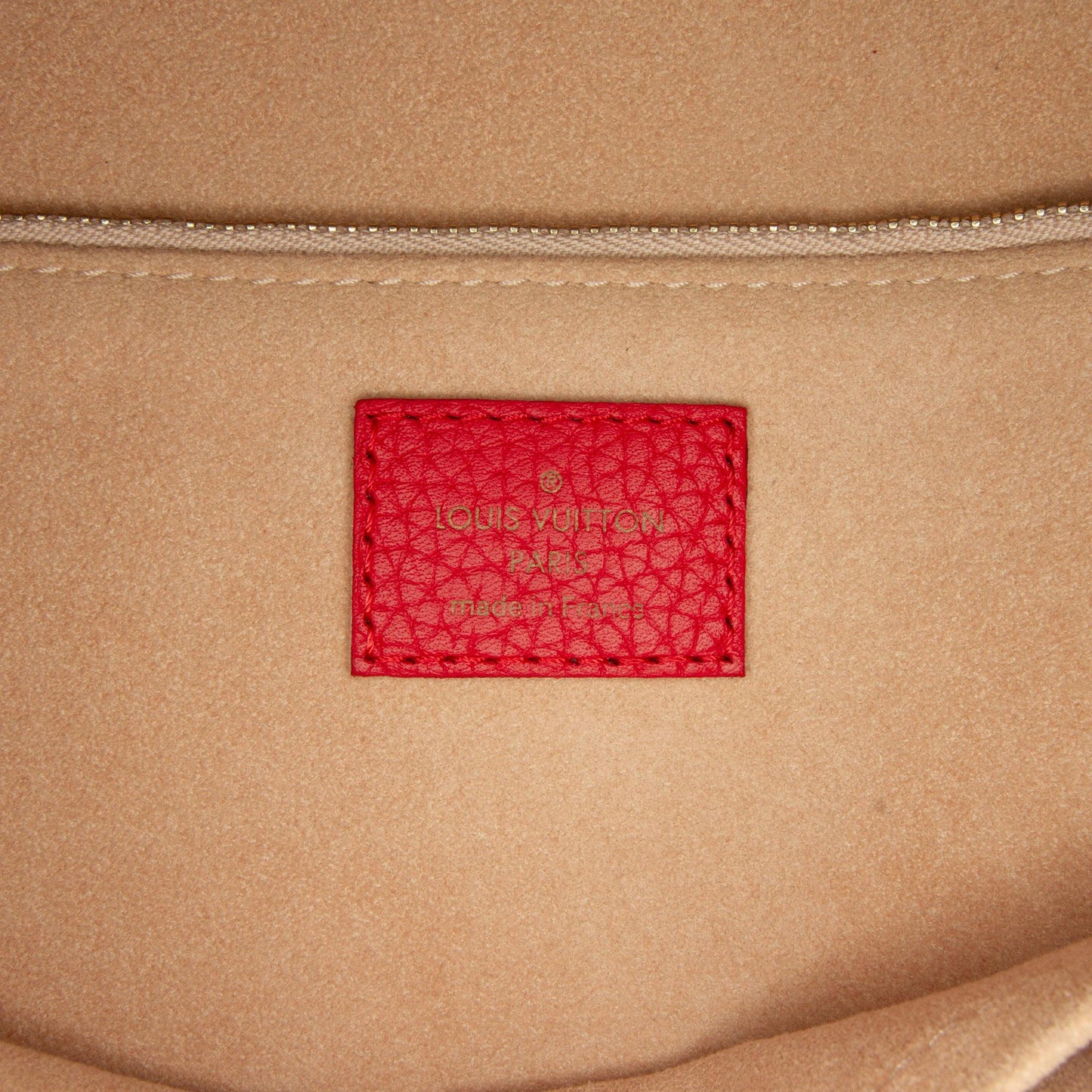 Louis Vuitton Taurillon Volta (SHG-MPpdsG)