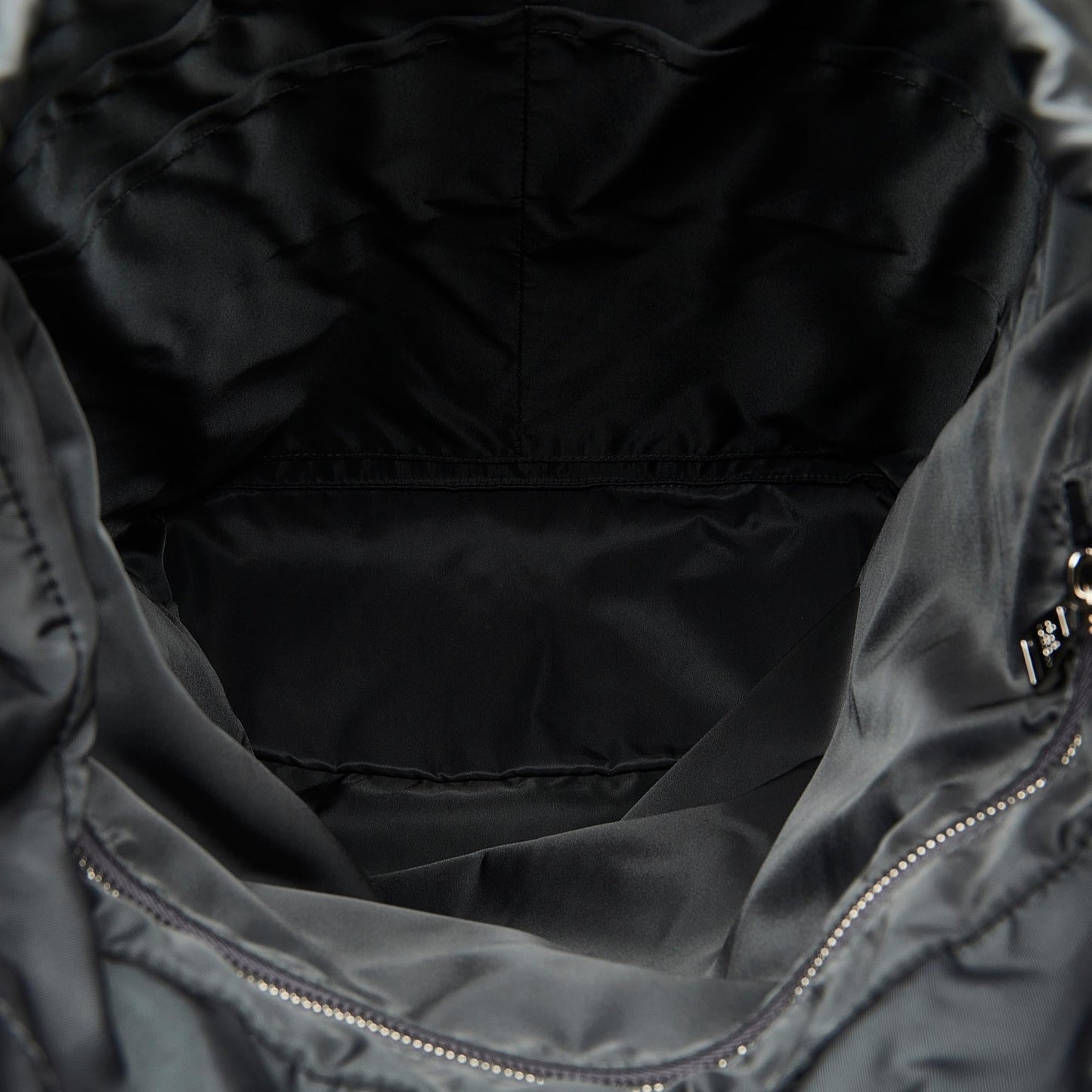 Louis Vuitton V-Line Pulse (SHG-pALHAs)