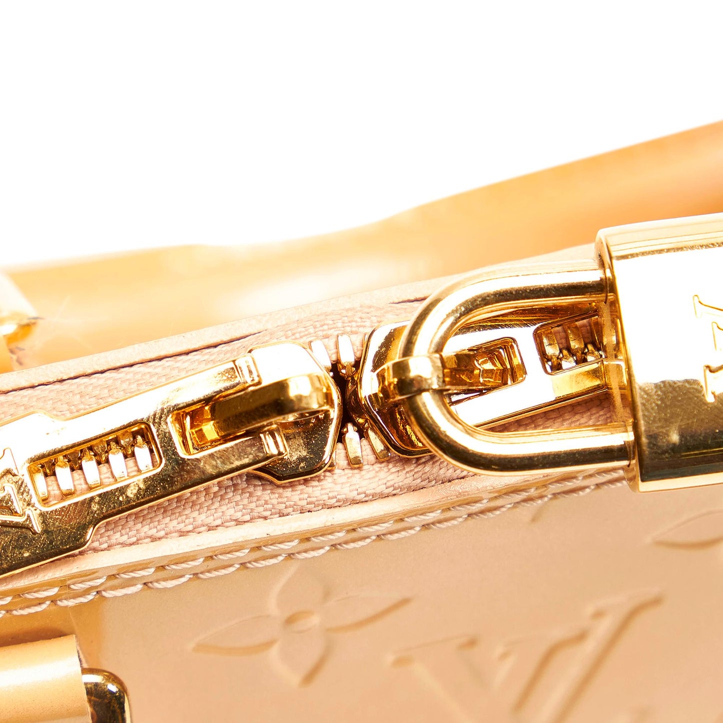 Louis Vuitton Vernis Alma BB (SHG-28175)