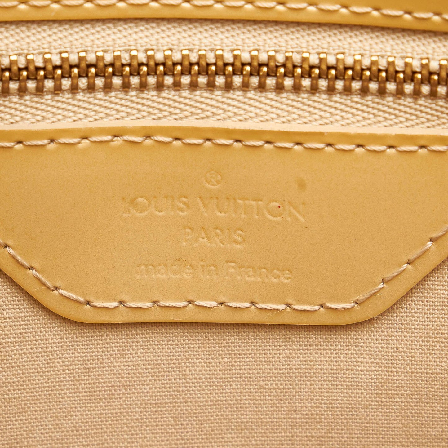 Louis Vuitton Vernis Avalon MM (SHG-32249)