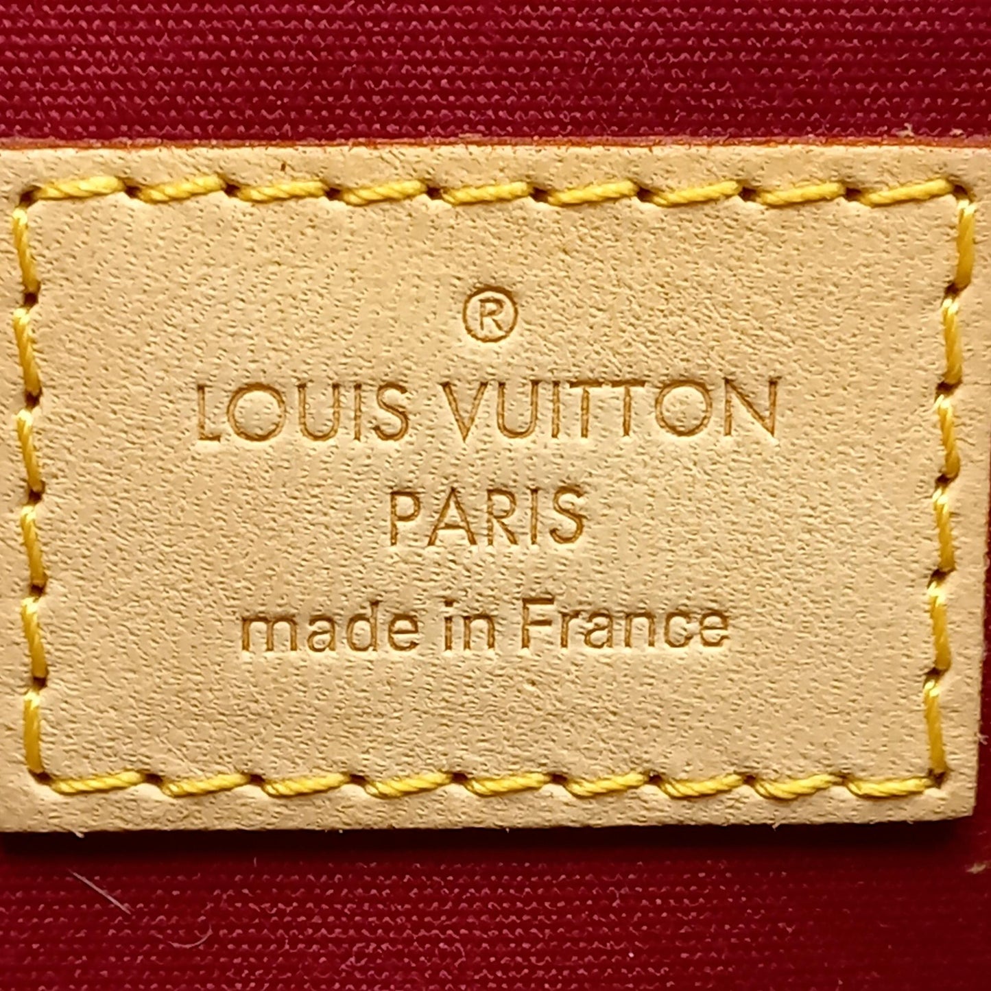 Louis Vuitton Vernis Bellevue PM (SHG-36258)