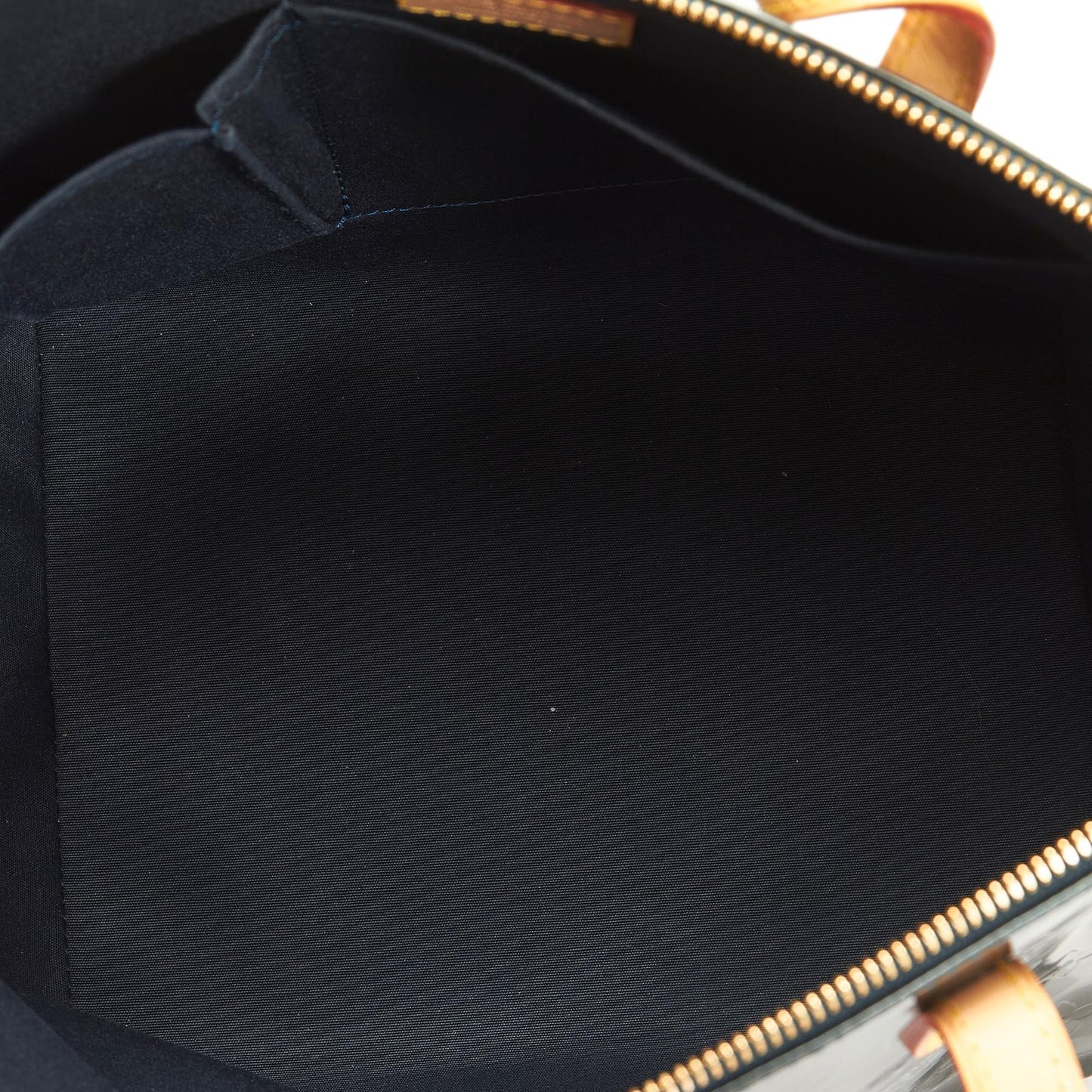 Louis Vuitton Vernis Bellevue PM (SHG-PuIf4G)