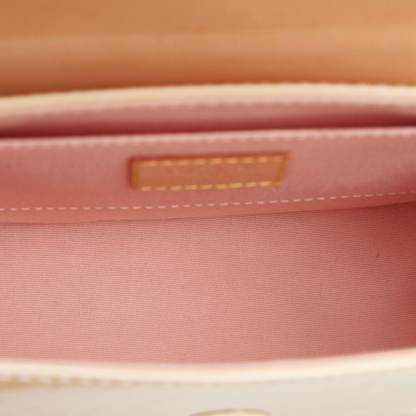 Louis Vuitton Vernis Biscayne Bay PM (SHG-wI4iwa)