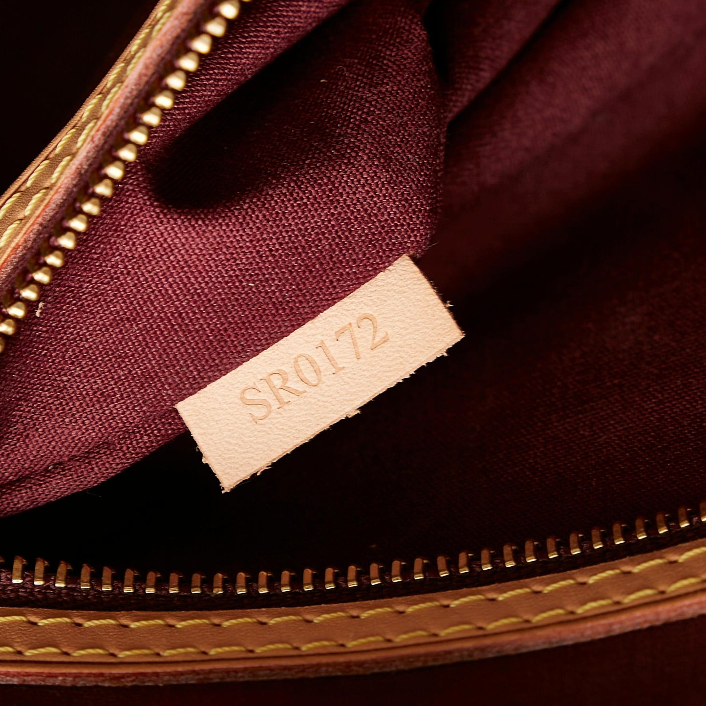 Louis Vuitton Vernis Brea GM (SHG-yofGOJ)