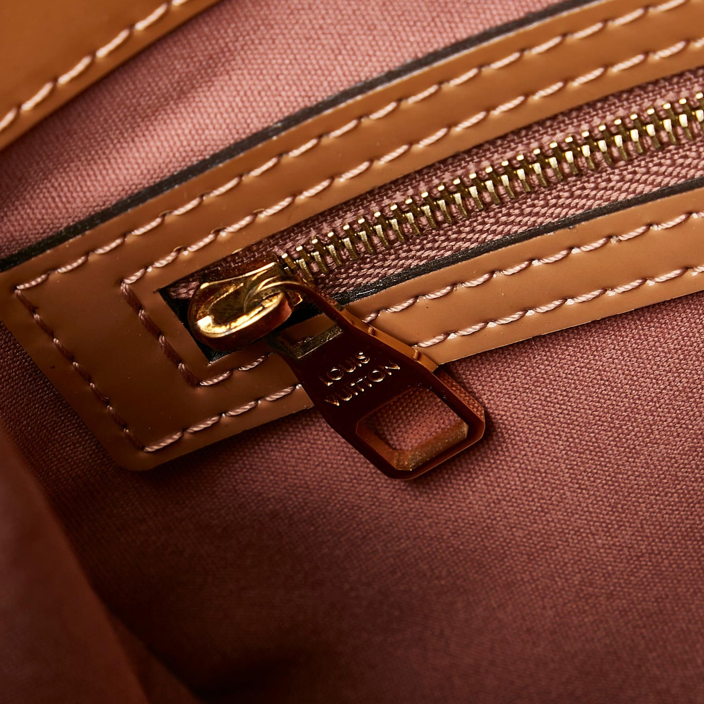 Louis Vuitton Vernis Catalina BB (SHG-30302)