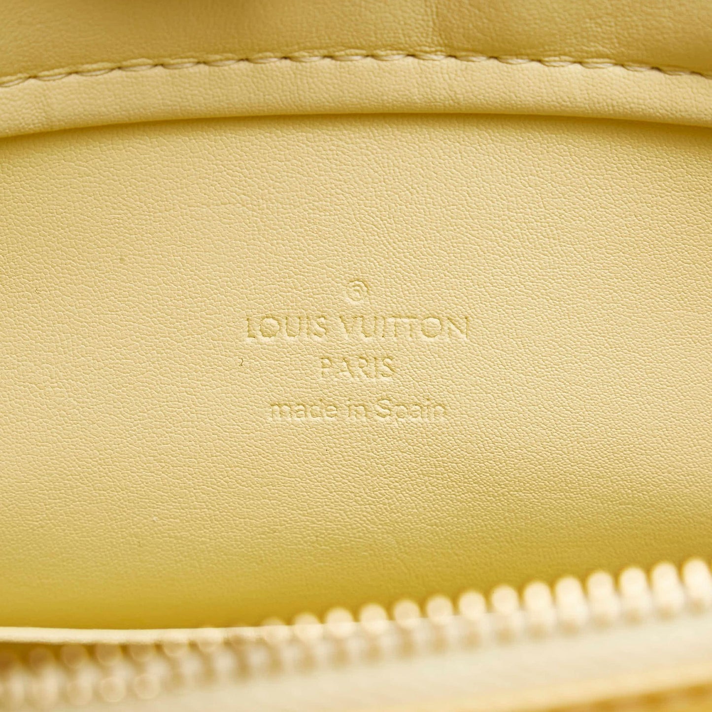 Louis Vuitton Vernis Columbus (SHG-34218)