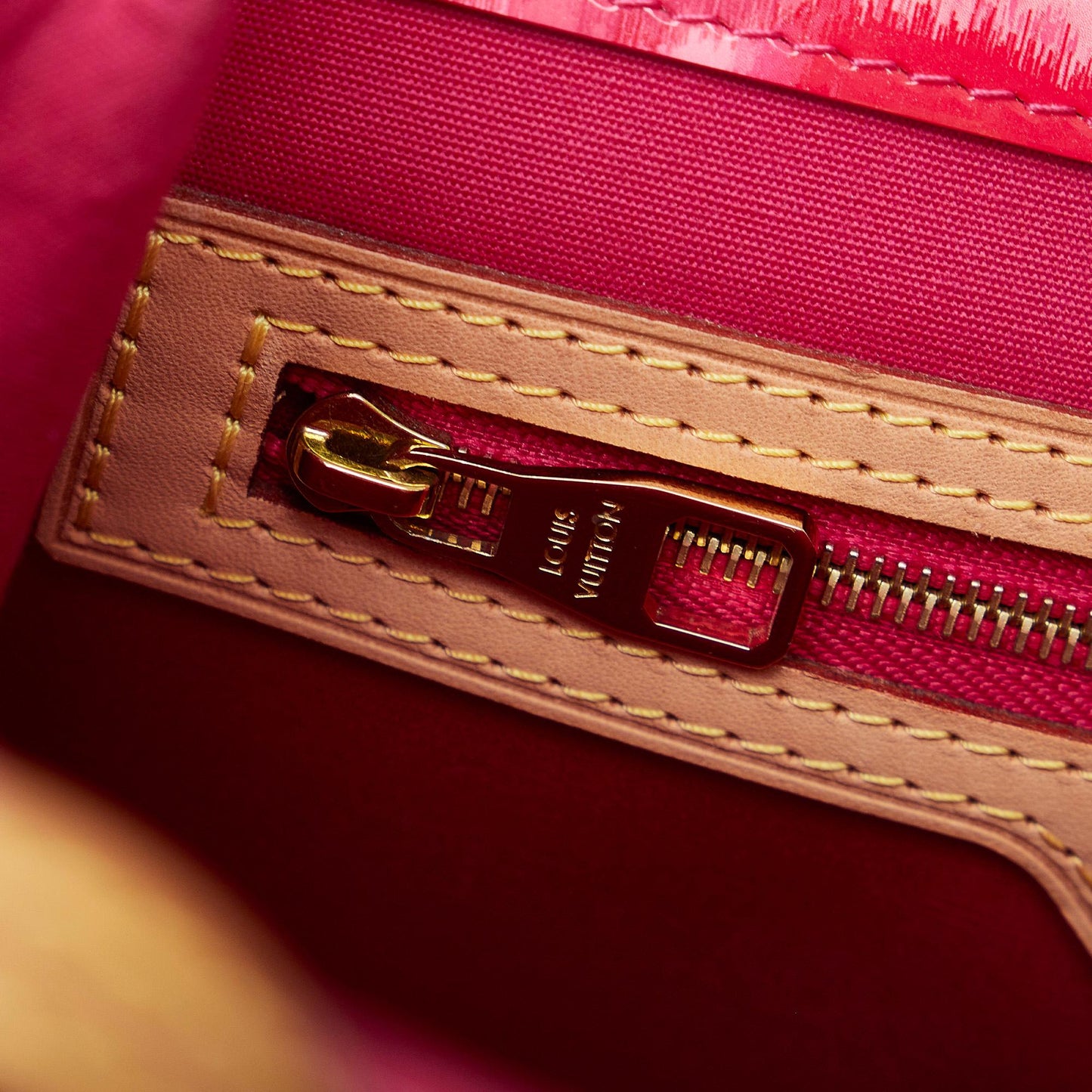 Louis Vuitton Vernis Ikat Catalina BB (SHG-cdXTAP)
