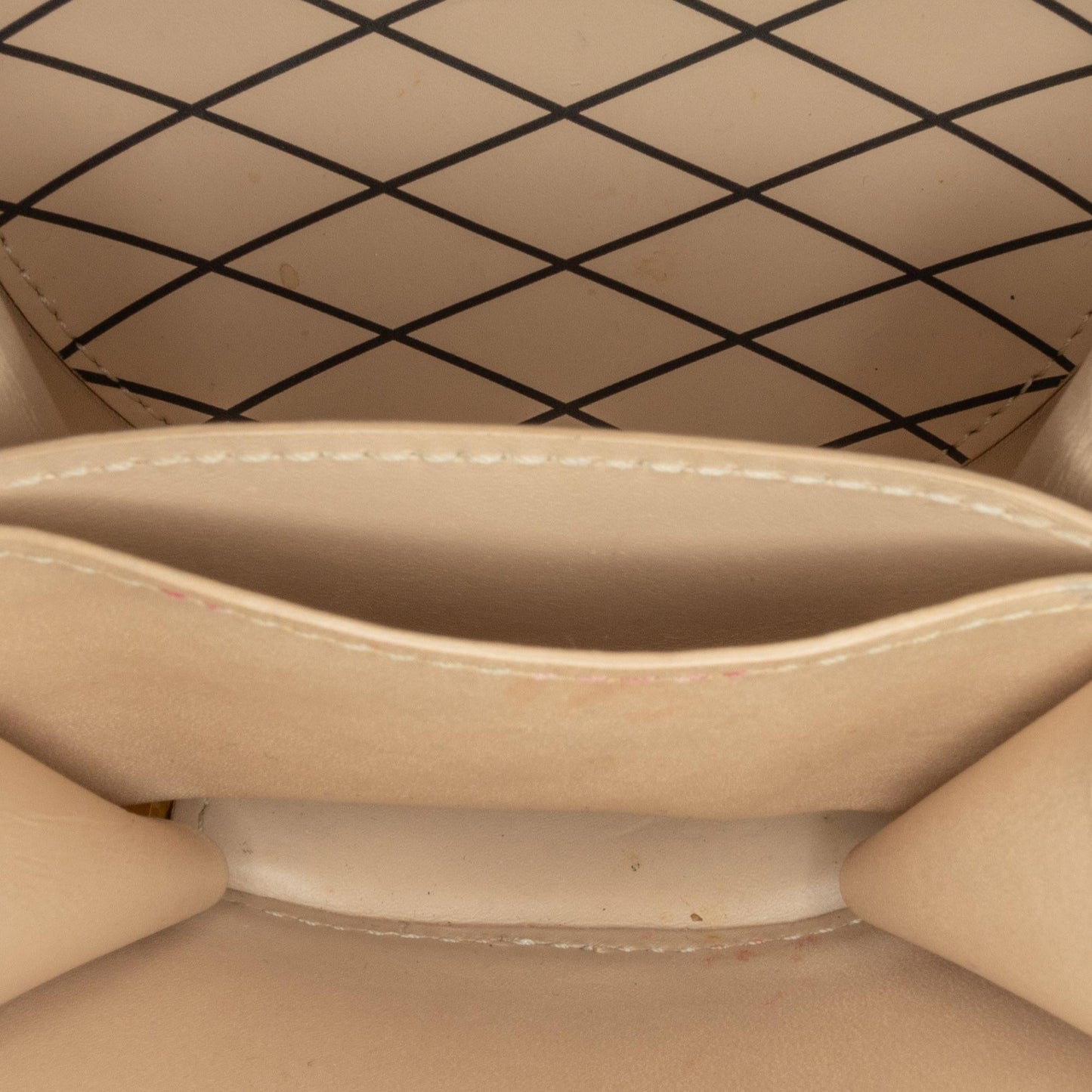 Louis Vuitton Vernis Mini Boite Chapeau Souple (SHG-aDiXtq)