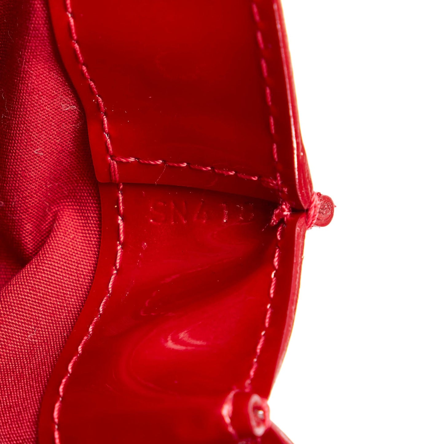 Louis Vuitton Vernis Rayures Wilshire PM (SHG-30156)
