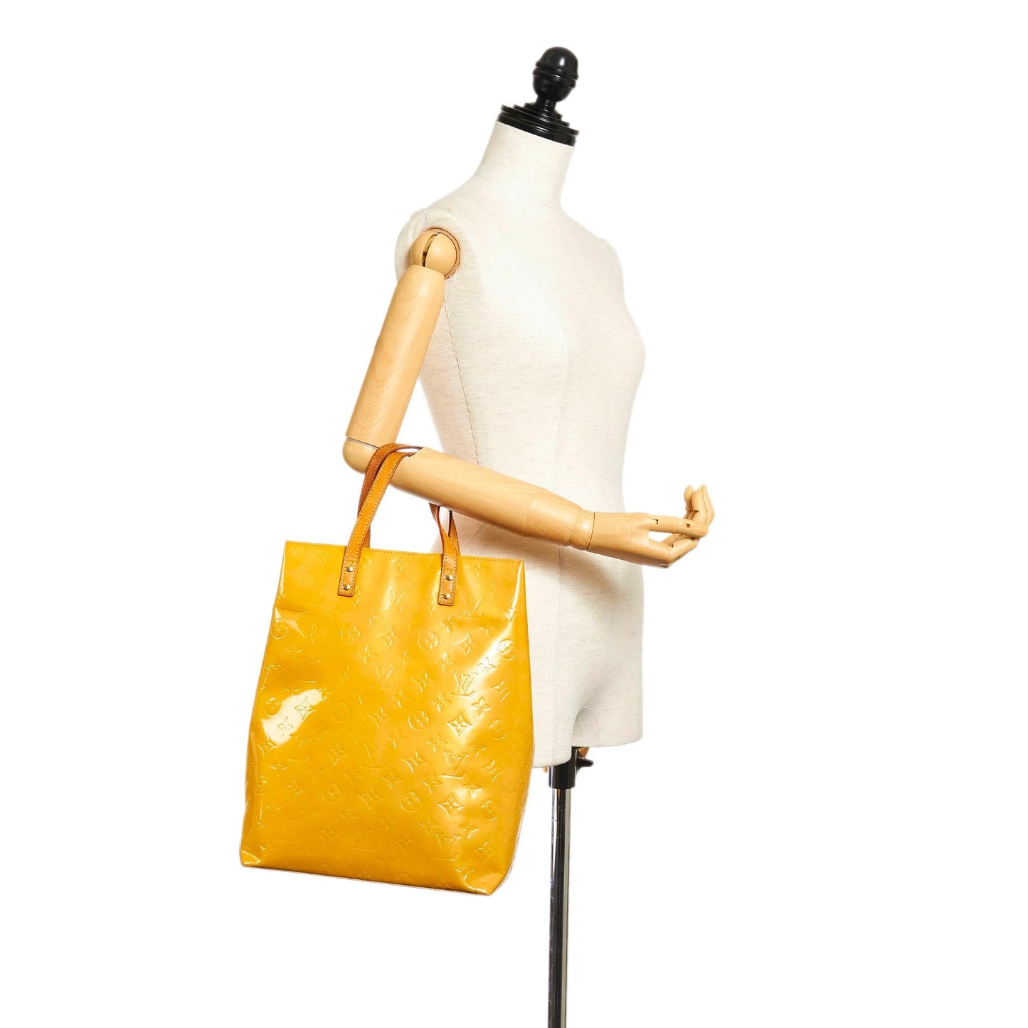 Louis Vuitton Vernis Reade MM (SHG-28211)